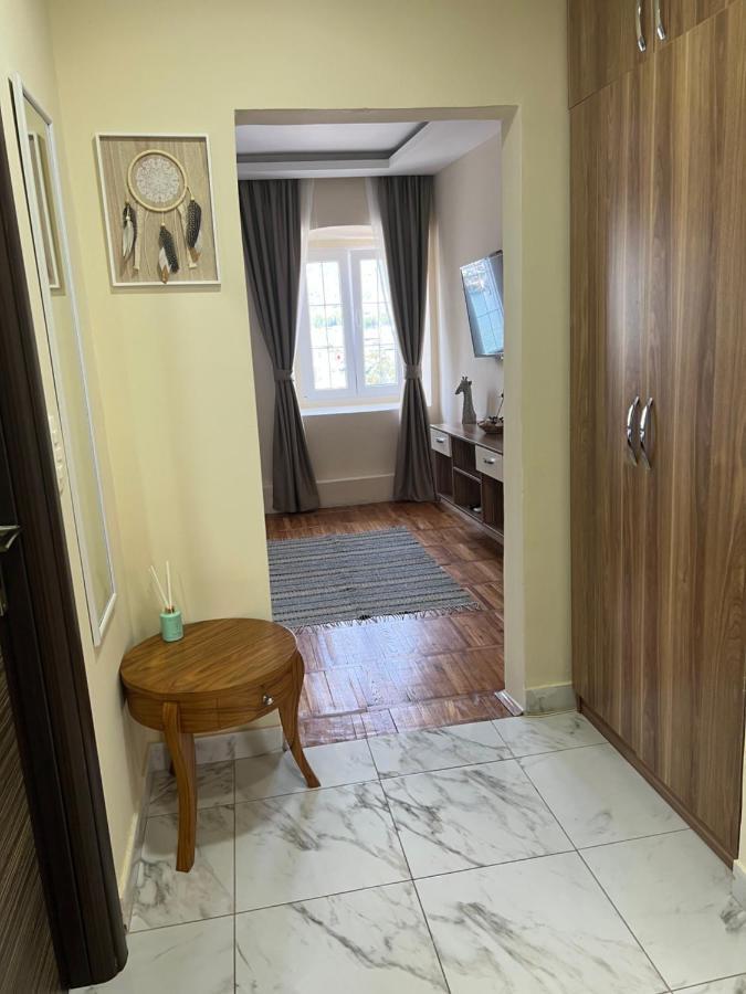 Regina Apartments บุดวา ภายนอก รูปภาพ